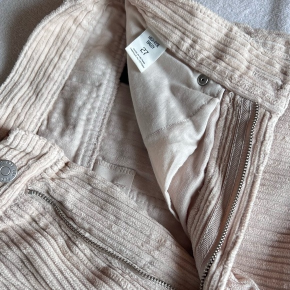 BDG Urban Outfitters UO High Waisted Baggy Beige Corduroy Pant - Picture 8 of 12